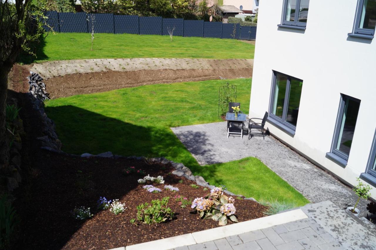 Auszeit am Maar - Ferienwohnung Schalkenmehren Exterior foto